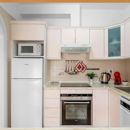 Sublime169 Large Terrace Overlooking The Garden And Ocean