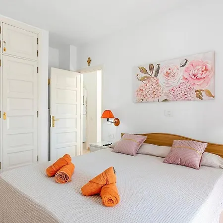 Апартаменты Sublime169 Large Terrace Overlooking The Garden And Ocean Арона