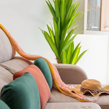 Апартаменты Sublime169 Large Terrace Overlooking The Garden And Ocean *