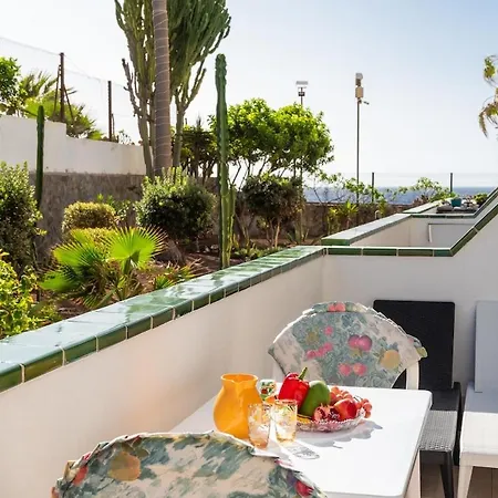 Апартаменты Sublime169 Large Terrace Overlooking The Garden And Ocean